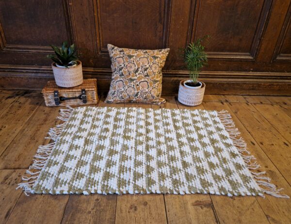 Green Chindi Rug, handmade from 100% recycled cotton. Terracotta plant pots. Ethical Fair Trade homeware from Somerset UK.